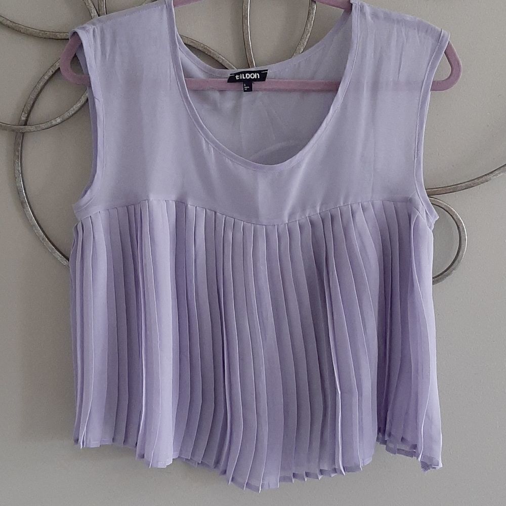 Tildon pleated crop tank